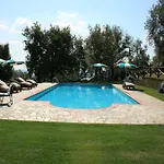 Charming Countryside With Pool